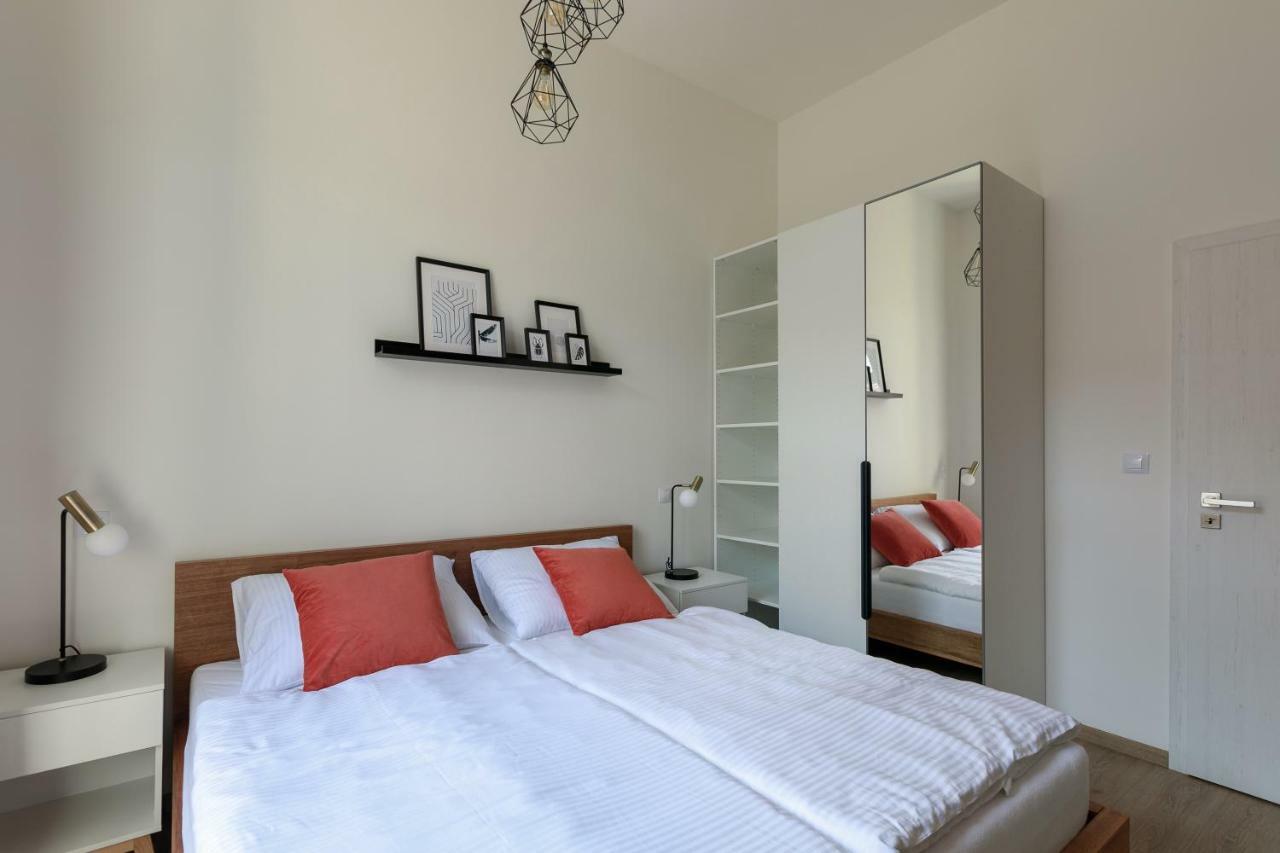Avantgarde Apartments Пльзень Экстерьер фото